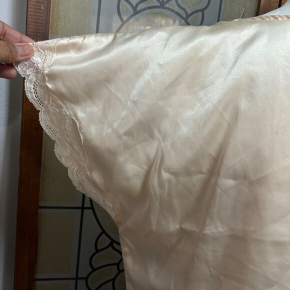 Vintage Gold Label Victoria Secret Lace Top Pajama Short Silky Feel Set Size M - Picture 7 of 15